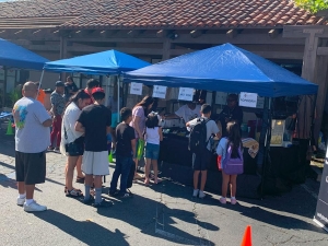 Hot dog/popcorn time