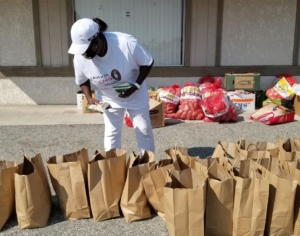 Food drive volunteers